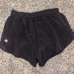lululemon hottie hot shorts